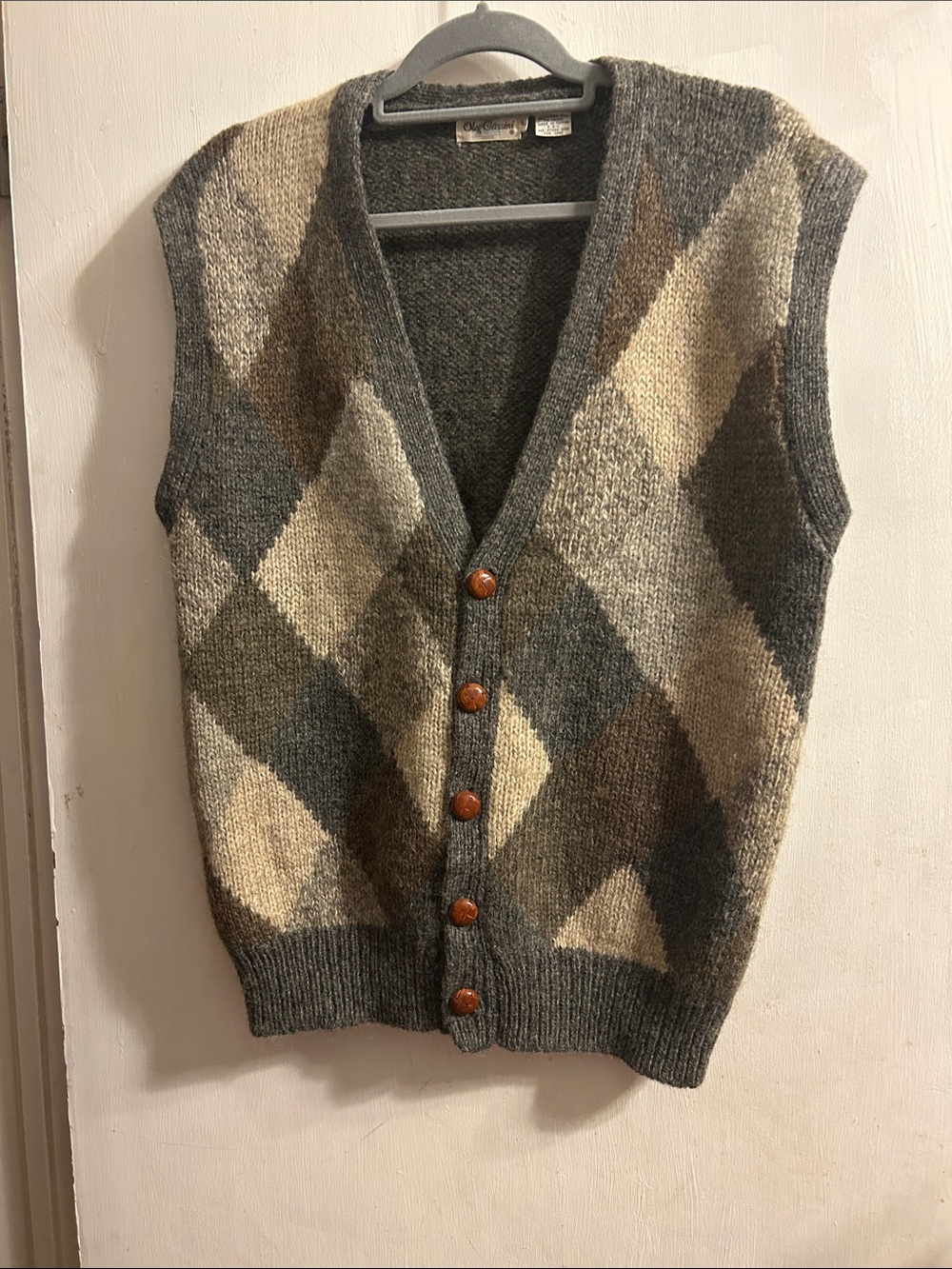 Oleg Cassini Gray Knit Sweater Vest Iceland wool